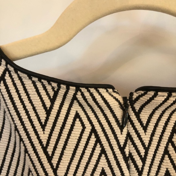 NWT Banana Republic Sleeveless Back + White Dress - Picture 5 of 5